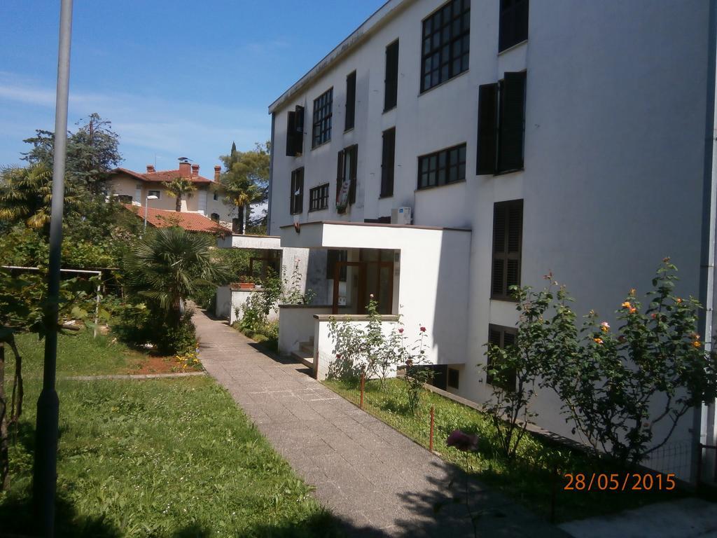 Apartman Lovran Exterior photo